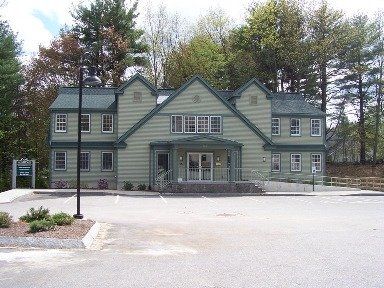 60 Exeter Rd, Newmarket, NH 03857